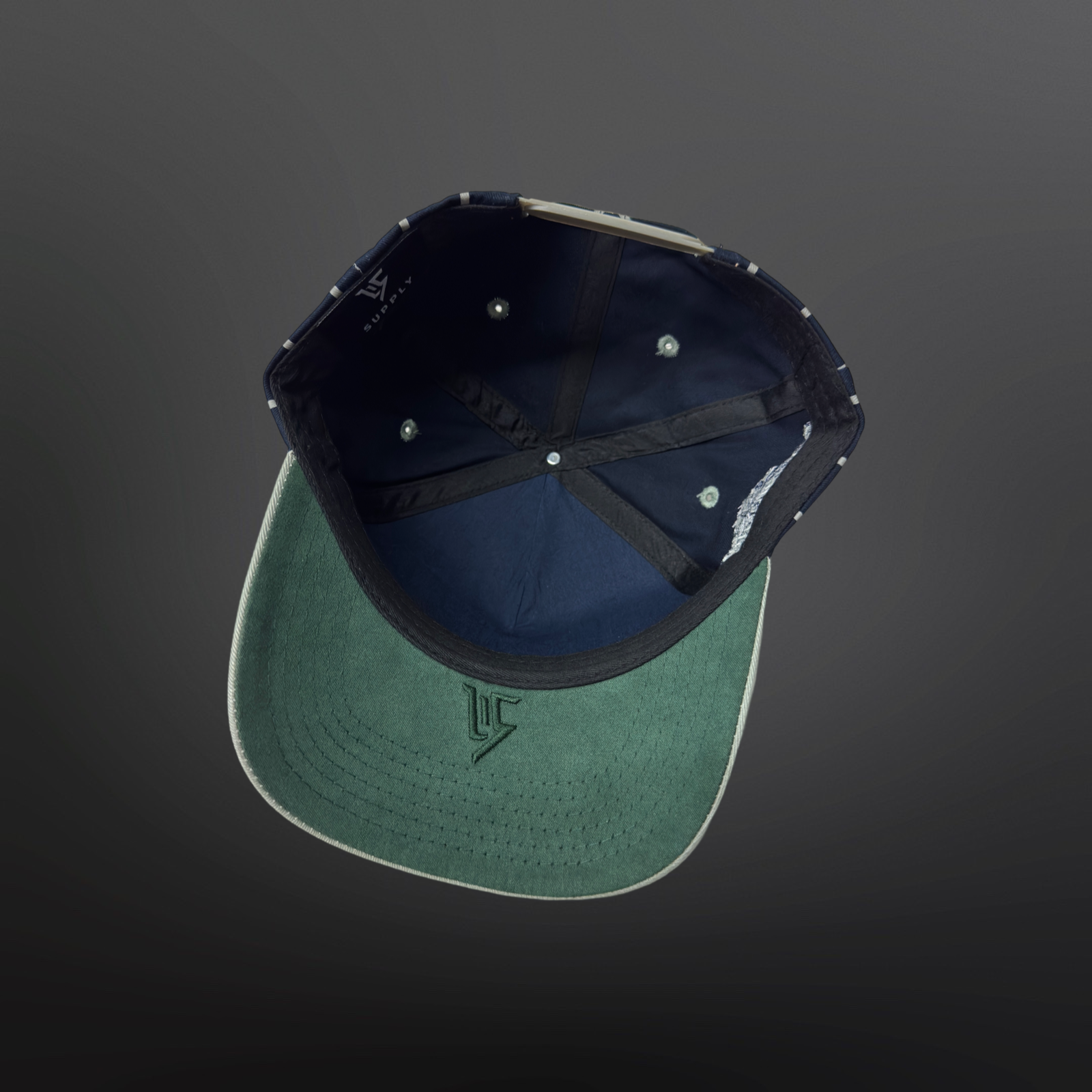 LOS X YANKEES (NAVY BLUE STRIPES)